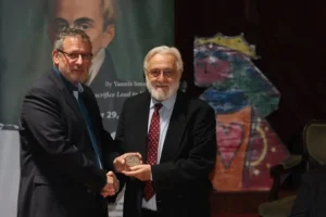 Στη Νέα Υόρκη η παγκόσμια πρεμιέρα της ταινίας «Καποδίστριας» του Γιάννη Σμαραγδή