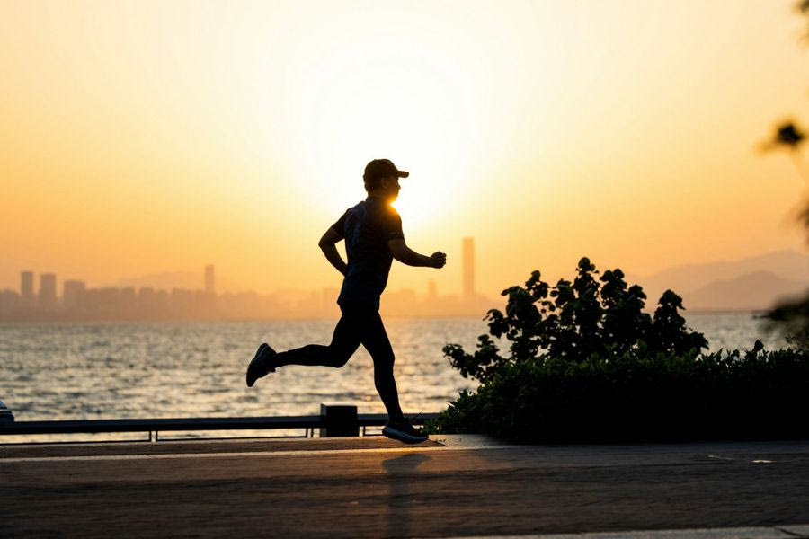 Φυσική κατάσταση: Πότε πραγματικά «γερνάει» το σώμα μας;