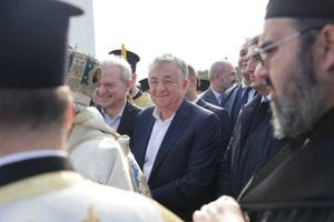 Στ. Αρναουτάκης: Η μεγάλη εορτή των Θεοφανίων φέρει το συμβολικό μήνυμα του φωτός της αλληλεγγύης, της ανθρωπιάς, της πνευματικής ανάτασης και της ελπίδας