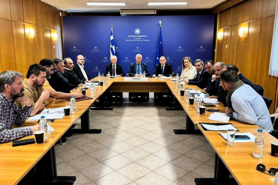 Κώστας Τσιάρας προς τους αγρότες των μπλόκων: Η κυβέρνηση είναι πάντα παρούσα στο πλευρό των αγροτών