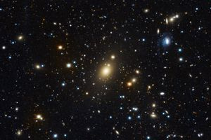 Παρουσιάστηκε ο πιο λεπτομερής χάρτης της σκοτεινής ύλης στο Σύμπαν