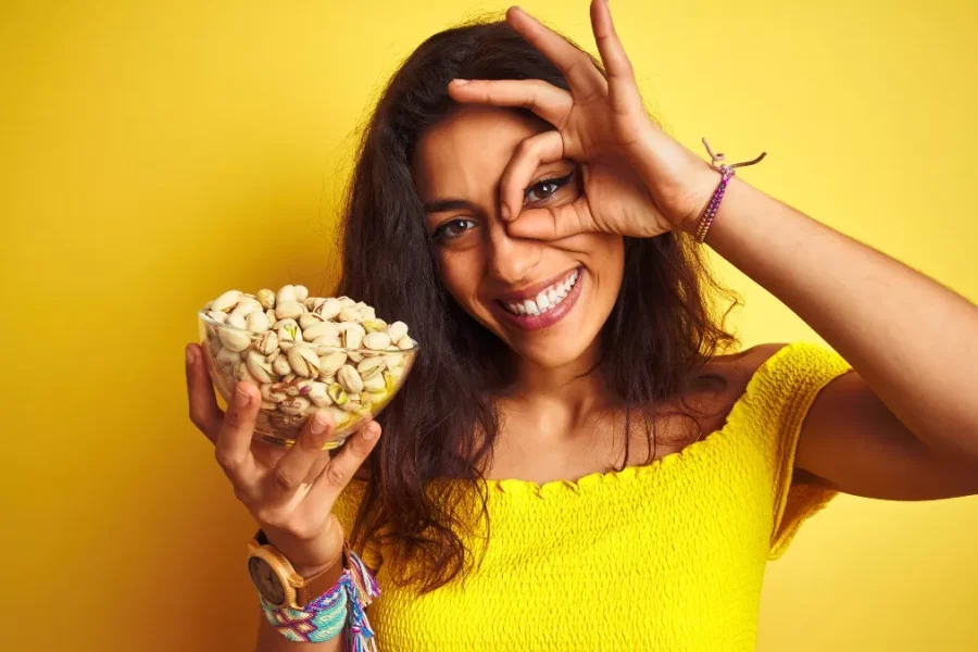 Ο ελληνικός καρπός που ενισχύει την όραση και προστατεύει τον εγκέφαλο