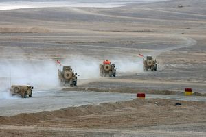 Οι ΗΠΑ θα μεταφέρουν έως 7.000 κρατουμένους της οργάνωσης Ισλαμικό Κράτος από τη Συρία προς το Ιράκ