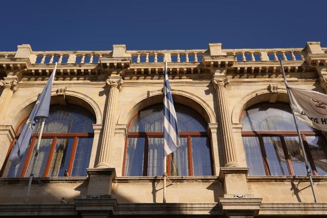 Πολίτης κατάσχεσε τον τραπεζικό λογαριασμό του Δήμου Ηρακλείου!