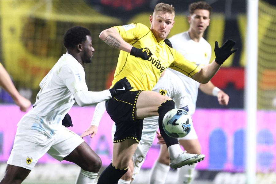 Super League: Ο Άρης γκρέμισε την ΑΕΚ από την κορυφή