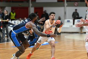 GBL: Σπουδαίο “διπλό” o Πανιώνιος, έκανε το 5/5 η ΑΕΚ