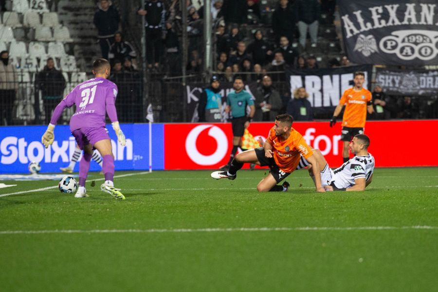 Έχασε με κάτω τα χέρια ο ελλιπής ΟΦΗ στην Τούμπα, δεχόμενος 3 γκολ στο πρώτο ημίχρονο