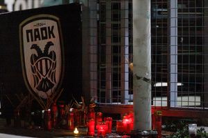 Σύσσωμος ο ΠΑΟΚ στην Τούμπα για ν’ αποτίσει φόρο τιμής στη μνήμη των θυμάτων