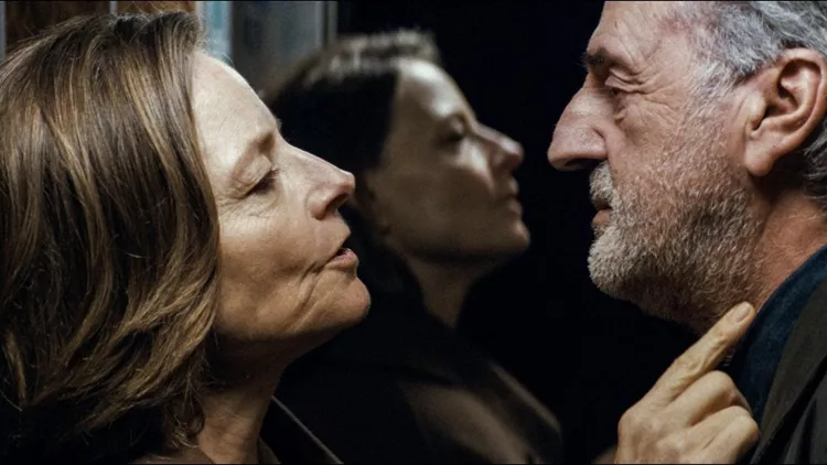 «Μια Ιδιωτική Ζωή» – Όταν το μυαλό γίνεται μυστήριο