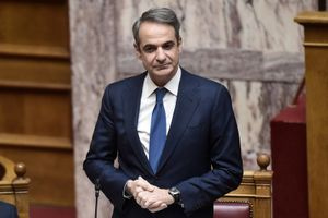 Το…χάος, οι εκλογές και τα χαμόγελα του Κυριάκου! Μαύρο χάλι στην αντιπολίτευση με την Χαριλάου Τρικούπη να…αντιγράφει τα «κακά» του ΣΥΡΙΖΑ. Η Αμαλίας περιμένει στη…γωνία. Αναβολή πήρε η διάσπαση της Νέας Αριστεράς! Η Γερόντισσα της Μαρίας και το… «συμβούλιο σοφών», με ακροδεξιούς και δραχμιστές!