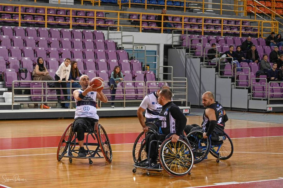 Μπάσκετ με αμαξίδιο: Βαριά ήττα του ΑΣΚΑ Ηράκλειο από τον Μέγα Αλέξανδρο