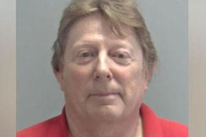 Ανάγκασε γυναίκα να κάνει σεξ με 1000 άνδρες και την βιντεοσκοπούσε – Καταδικάστηκε σε ισόβια