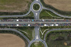 Ανυποχώρητοι οι αγρότες ετοιμάζονται για τον 48ωρο αποκλεισμό