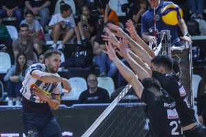 Volley League: Αναβλήθηκε το παιχνίδι ΠΑΟΚ-ΟΦΗ