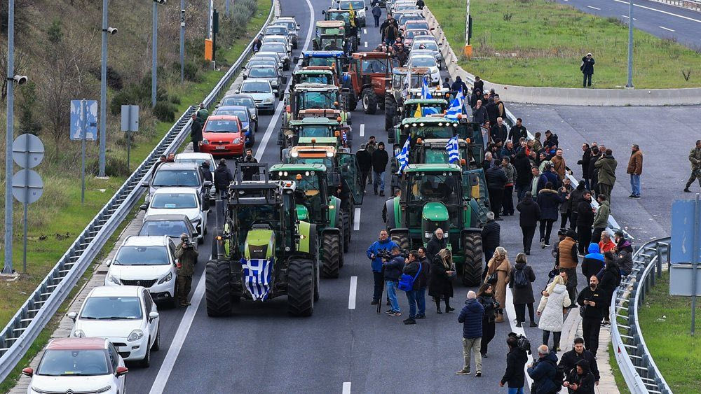 Την Κυριακή οι αποφάσεις των αγροτών για το επόμενο στάδιο των κινητοποιήσεων – Τα μηνύματα της κυβέρνησης