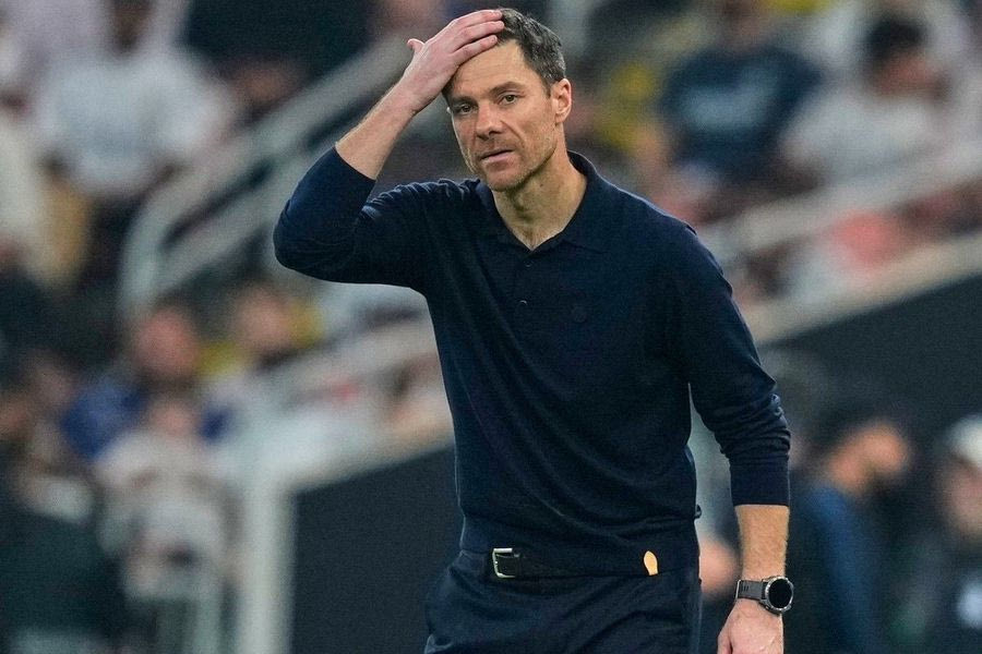 Η Ρεάλ Μαδρίτης απέλυσε τον Τσάμπι Αλόνσο