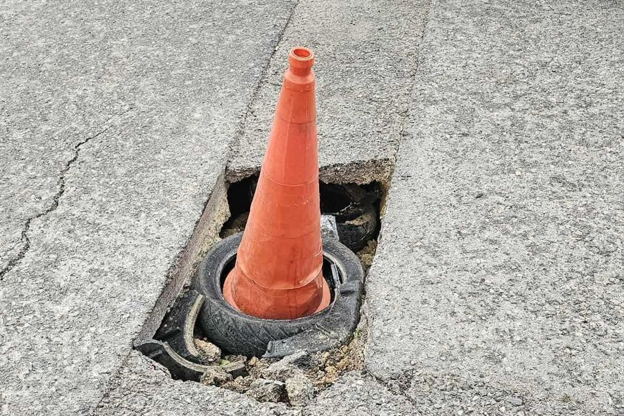 Λακκούβα… παγίδα στο Ηράκλειο – Δείτε τί σήμανση έβαλαν!