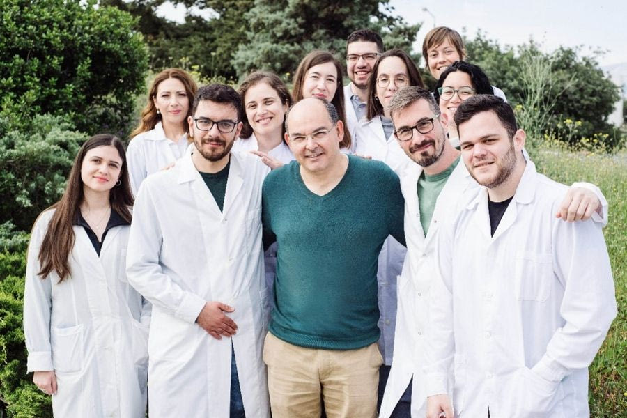 Νέα Έρευνα του ΙΤΕ: Η πιο άφθονη πρωτεΐνη στο ανθρώπινο αίμα – Ασπίδα σε θανατηφόρες Μυκητιάσεις