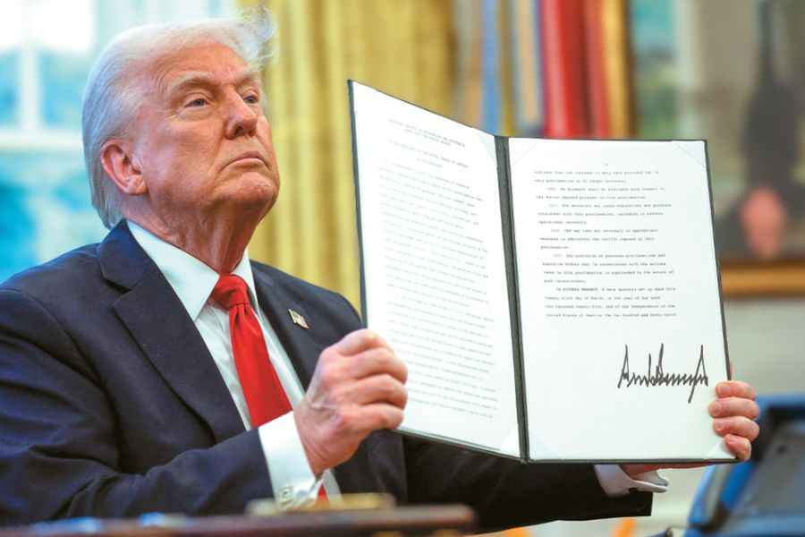 Τι επιδιώκει ο Τραμπ με τους έξτρα δασμούς σε 8 ευρωπαϊκές χώρες για τη Γροιλανδία, στον αέρα η εμπορική συμφωνία με την ΕΕ