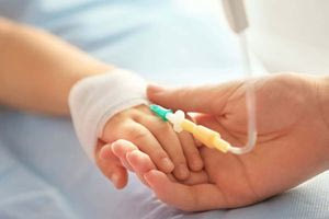 Τετράχρονη στην εντατική του ΠΑΓΝΗ από μηνιγγιτιδόκοκκο για 24 ώρες