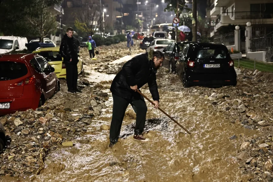 Σε δύο φάσεις οι αποζημιώσεις των πληγέντων από τις πλημμύρες στην Αττική