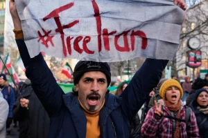 Οι υπουργοί Εξωτερικών της ΕΕ εγκρίνουν νέες κυρώσεις κατά του Ιράν