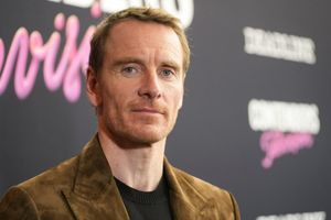 Ο Μάικλ Φασμπέντερ θα υποδυθεί τον Τζον Κένεντι σε νέα σειρά που ετοιμάζει το Netflix