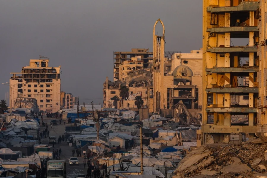 Δύο παιδιά και τρεις δημοσιογράφοι νεκροί από ισραηλινά πυρά στη Γάζα