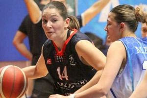 Μπάσκετ: Η Βάνα Γκανάτσιου στα… κόκκινα του Ανδρογέα