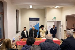 Η ελληνική ομογένεια στις Βρυξέλλες υποδέχτηκε το νέο έτος με διπλή γιορτή