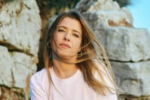 Η Ελληνίδα ερμηνεύτρια Ιουλία Καραπατάκη στο Φεστιβάλ Αντίποδες Μελβούρνης και στο Greek Fest του Σίδνεϊ