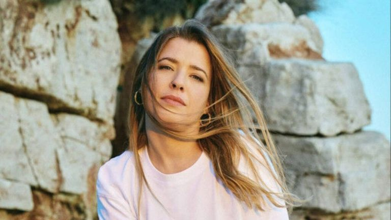 Η Ελληνίδα ερμηνεύτρια Ιουλία Καραπατάκη στο Φεστιβάλ Αντίποδες Μελβούρνης και στο Greek Fest του Σίδνεϊ