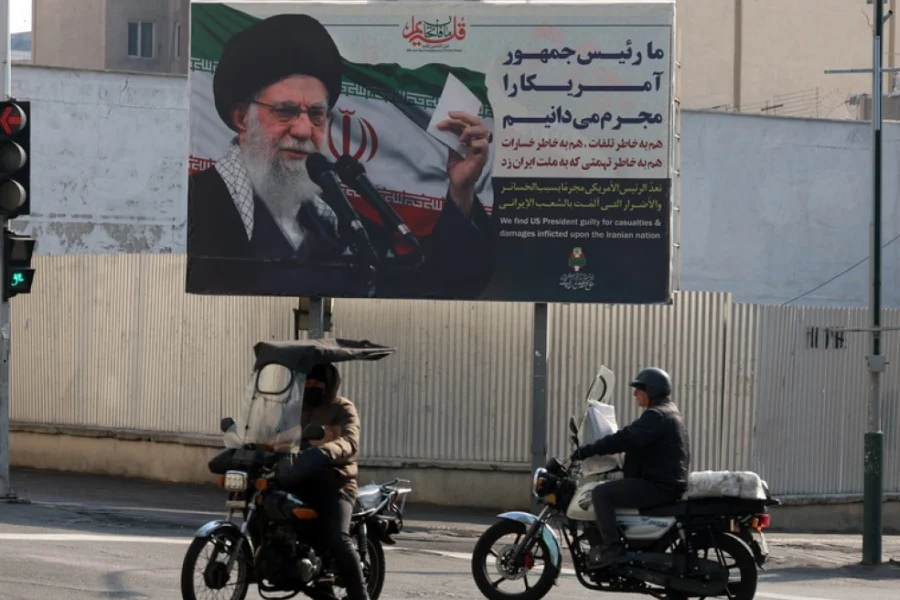 Έτοιμοι για διάλογο με τις ΗΠΑ αλλά θα απαντήσουμε εάν προκληθούμε, δηλώνει το Ιράν