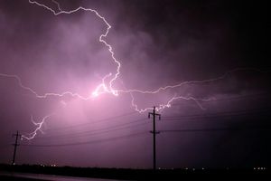 Πάνω από 40.000 κεραυνοί έπεσαν τη Δευτέρα, οι περιοχές με τα μεγαλύτερα ύψη βροχής, δείτε χάρτες