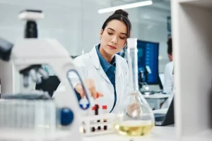 Απλό τεστ αίματος προβλέπει τη νόσο του Crohn χρόνια πριν τα συμπτώματα