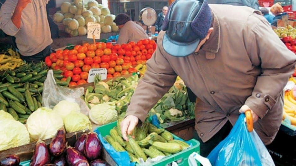 “Στο τραπέζι” οι λαϊκές αγορές