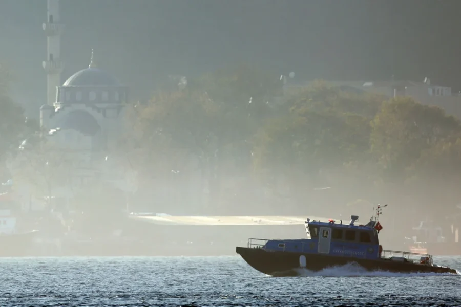 Θρίλερ στον Βόσπορο: Βρέθηκε αποκεφαλισμένο, χωρίς χέρια και πόδια το σώμα Ρώσου κολυμβητή που αγνοούνταν