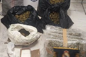 Κατασχέθηκαν πάνω από 155 κιλά ναρκωτικών στο λιμάνι της Πάτρας