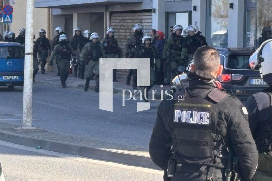 (ΦΩΤΟ & ΒΙΝΤΕΟ) Μικροεπεισόδια στην παραλιακή ανάμεσα σε οπαδούς του Ολυμπιακού και του ΟΦΗ