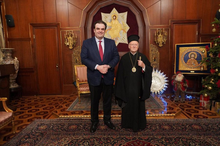 Πιερρακάκης: 600 νέες οργανικές θέσεις κληρικών σε Πατριαρχεία και εκκλησίες ανά τον κόσμο