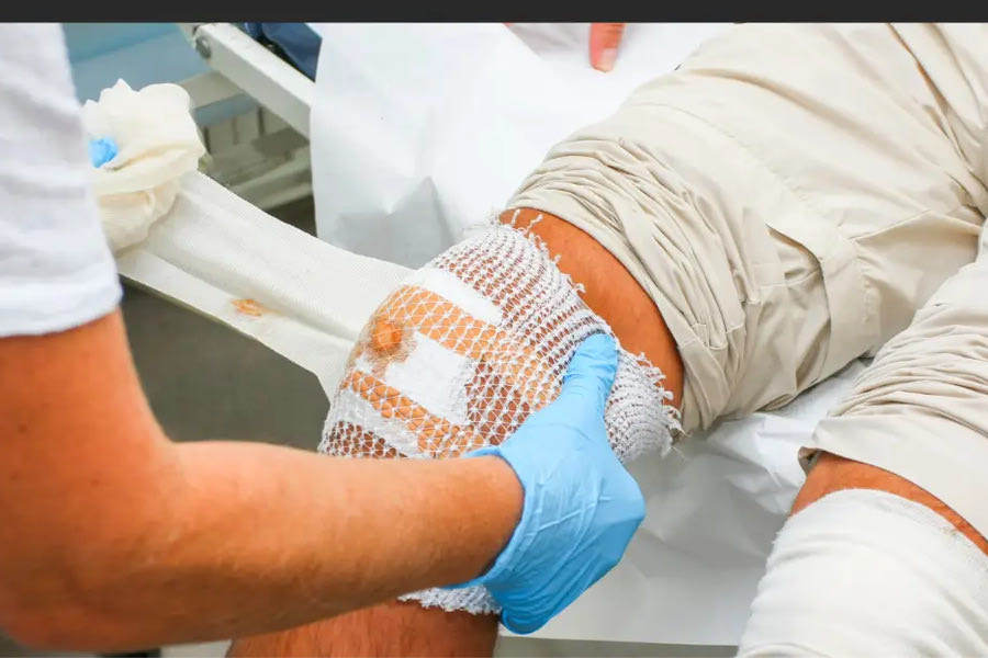 Από τον Άγιο Νικόλαο στα νοσοκομεία του  Ηρακλείου  ακόμη και για απλά ράμματα