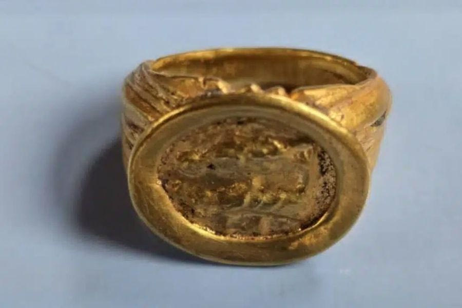 «Το δαχτυλίδι της αιώνιας πίστης»: Ανακαλύφθηκε χρυσό σύμβολο αγάπης 2.000 ετών