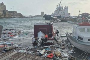 Ρόδος: Βυθίστηκαν πέντε αλιευτικά σκάφη εξαιτίας των θυελλωδών ανέμων