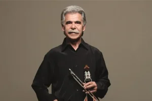 Βασίλης Σκουλάς: Παρουσίαση της βιογραφίας του στα Χανιά