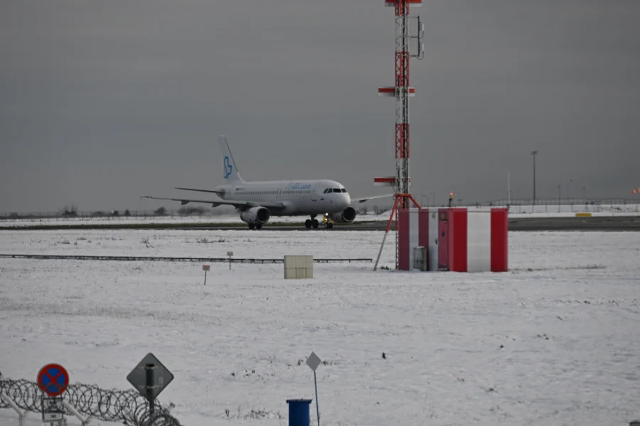 Έκλεισε το αεροδρόμιο της Βιέννης λόγω παγετού, «πολύ περιορισμένη λειτουργία» στο αεροδρόμιο της Πράγας