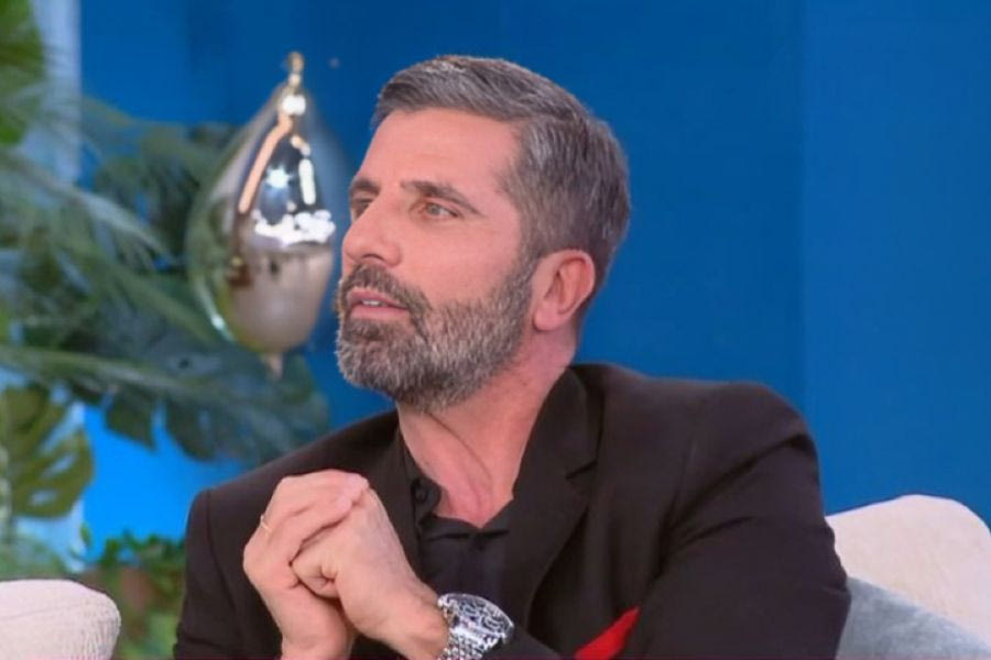 Θανάσης Βισκαδουράκης: Θέλω να πάω τον γιο μου στο ορφανοτροφείο που μεγάλωσα