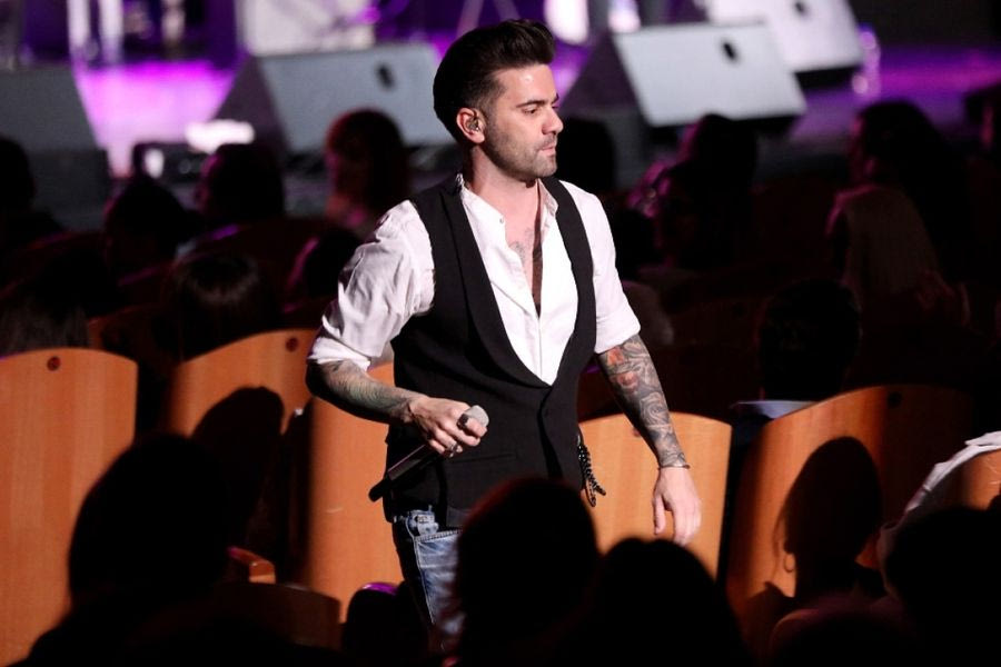 Ο Θοδωρής Μαραντίνης ανακοίνωσε το τέλος των Onirama: Κλείνουν έναν πολύ μεγάλο κύκλο, ετοιμάζω κάποια πράγματα μόνος μου