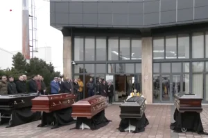 Τραγωδία στη Ρουμανία: Σήμερα οι κηδείες των δύο από τους επτά οπαδούς του ΠΑΟΚ που έχασαν τη ζωή τους στο τροχαίο