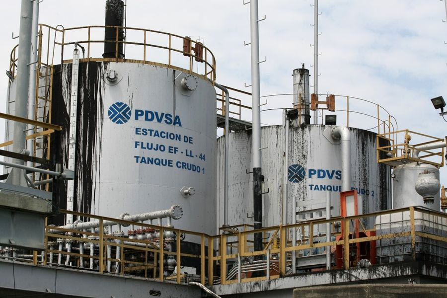 Επιστρέφουν στην Ασία δύο κινεζικά τάνκερ θα έπαιρναν πετρέλαιο από τη Βενεζουέλα