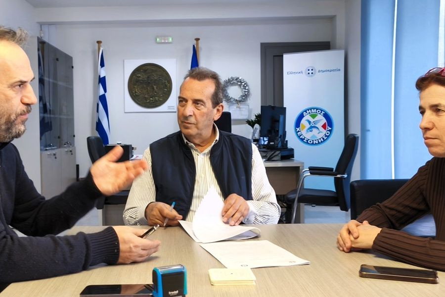 Χερσόνησος: Υπογράφηκε η σύμβαση για το έργο «Συντήρηση και Αναβάθμιση Οδών και Κοινόχρηστων Χώρων»